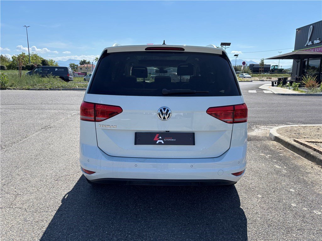 Volkswagen Touran - Photo 6
