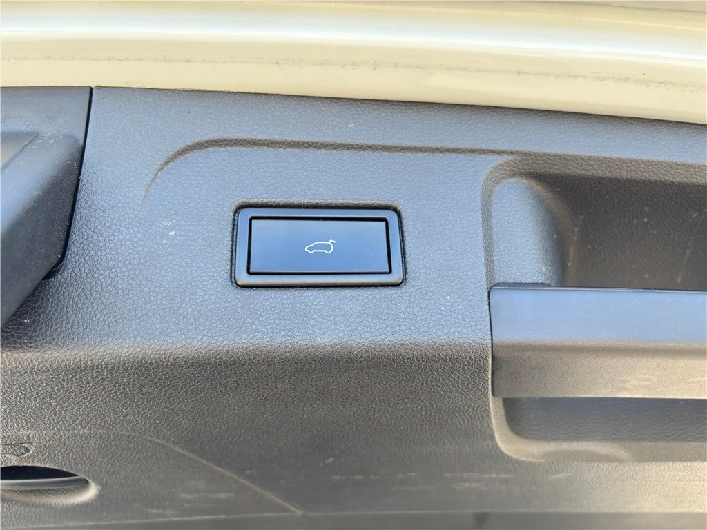Volkswagen Touran - Photo 10