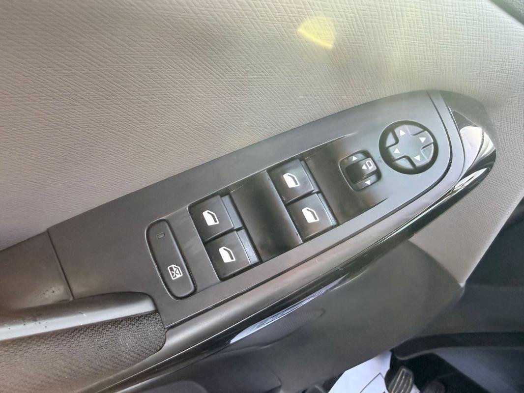 Citroën Grand C4 Picasso - Photo 11