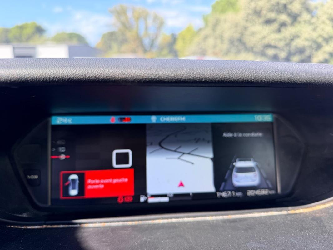 Citroën Grand C4 Picasso - Photo 17