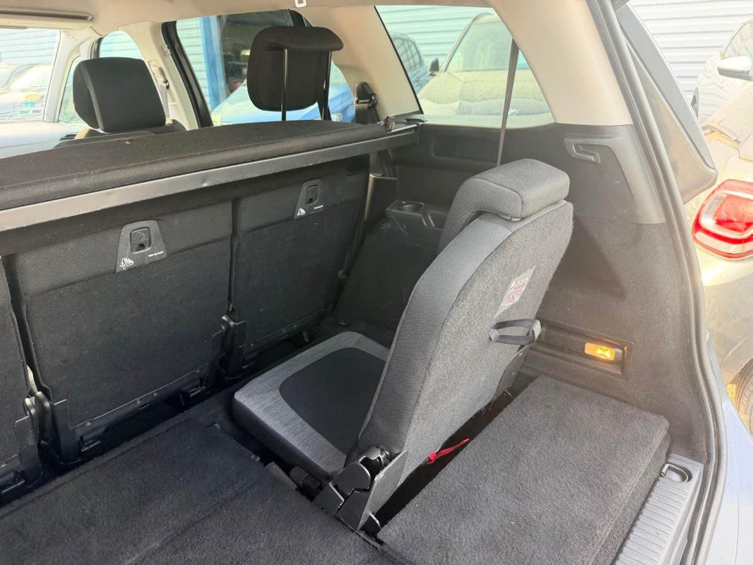 Citroën Grand C4 Picasso - Photo 9