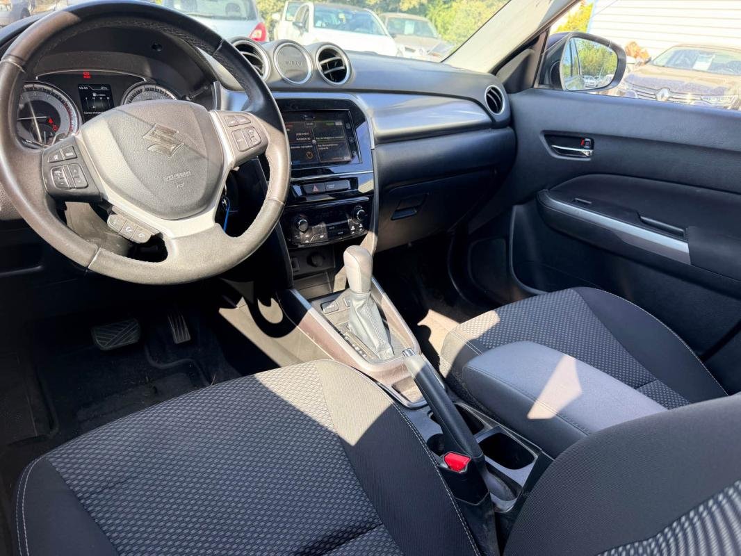 Suzuki Vitara - Photo 20