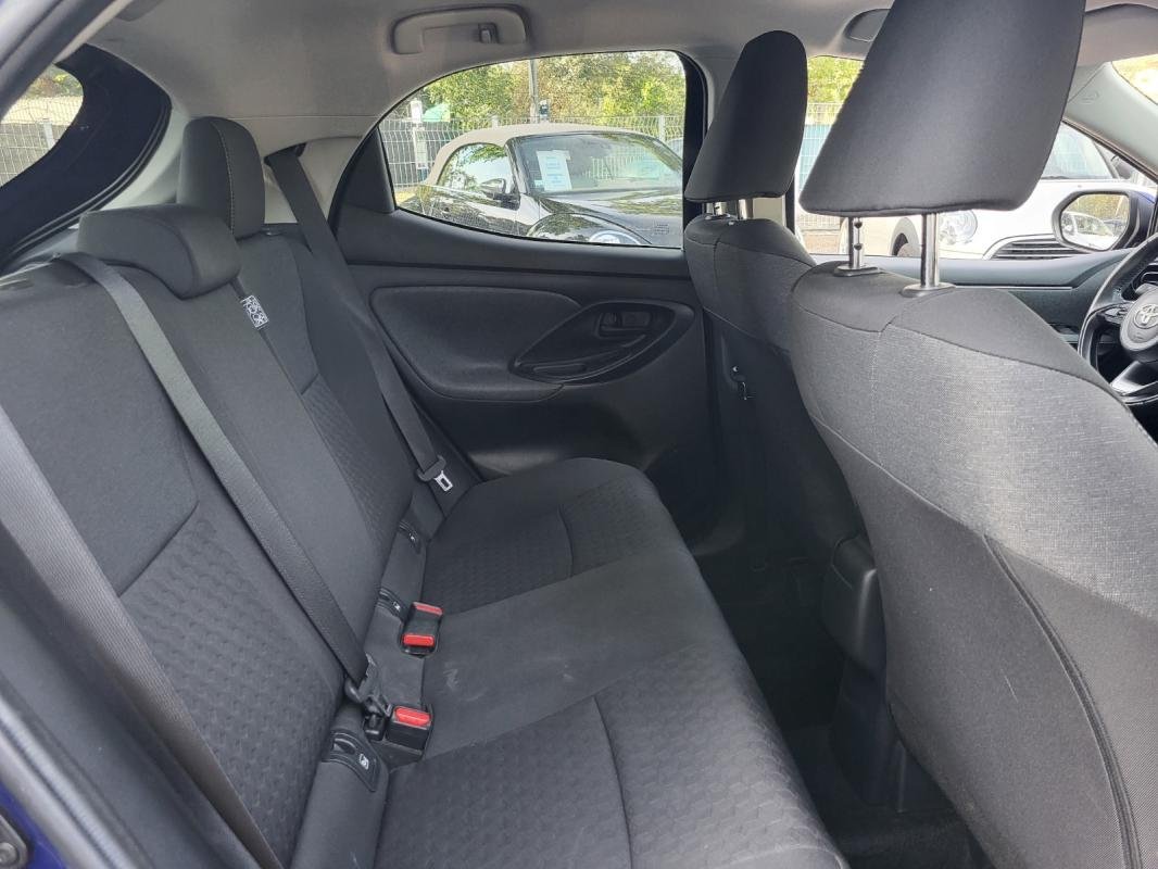 Toyota Yaris - Photo 10