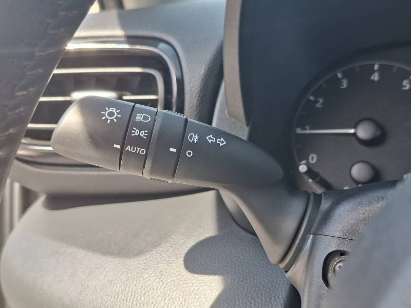 Toyota Yaris - Photo 12