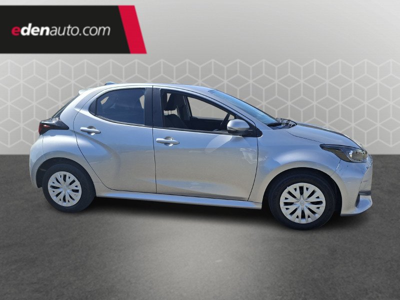 Toyota Yaris - Photo 2