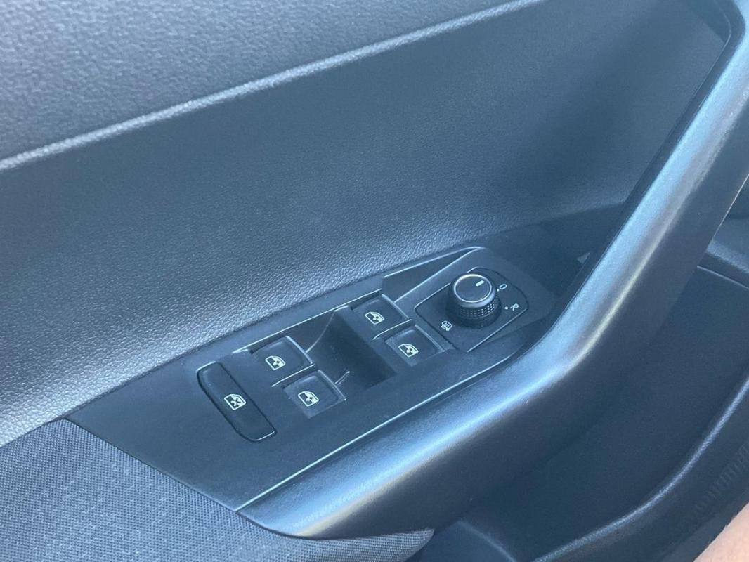 Volkswagen Polo - Photo 15