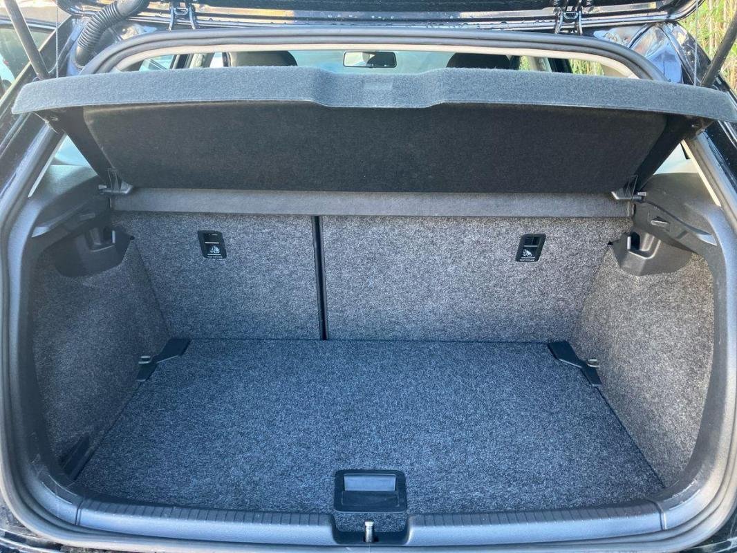 Volkswagen Polo - Photo 31