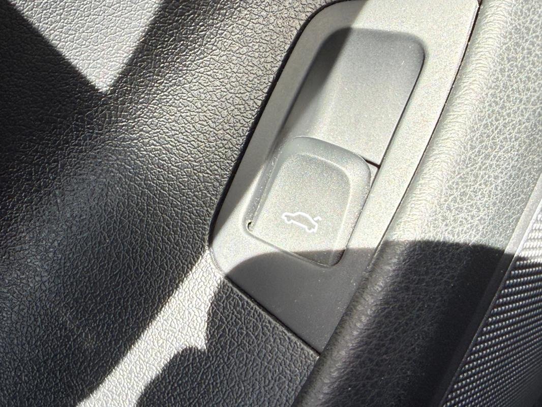 Audi Q3 - Photo 11