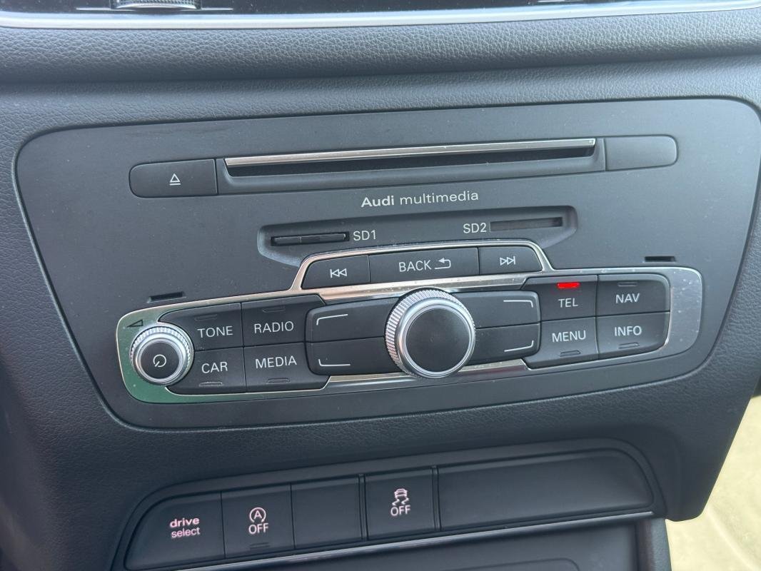 Audi Q3 - Photo 14