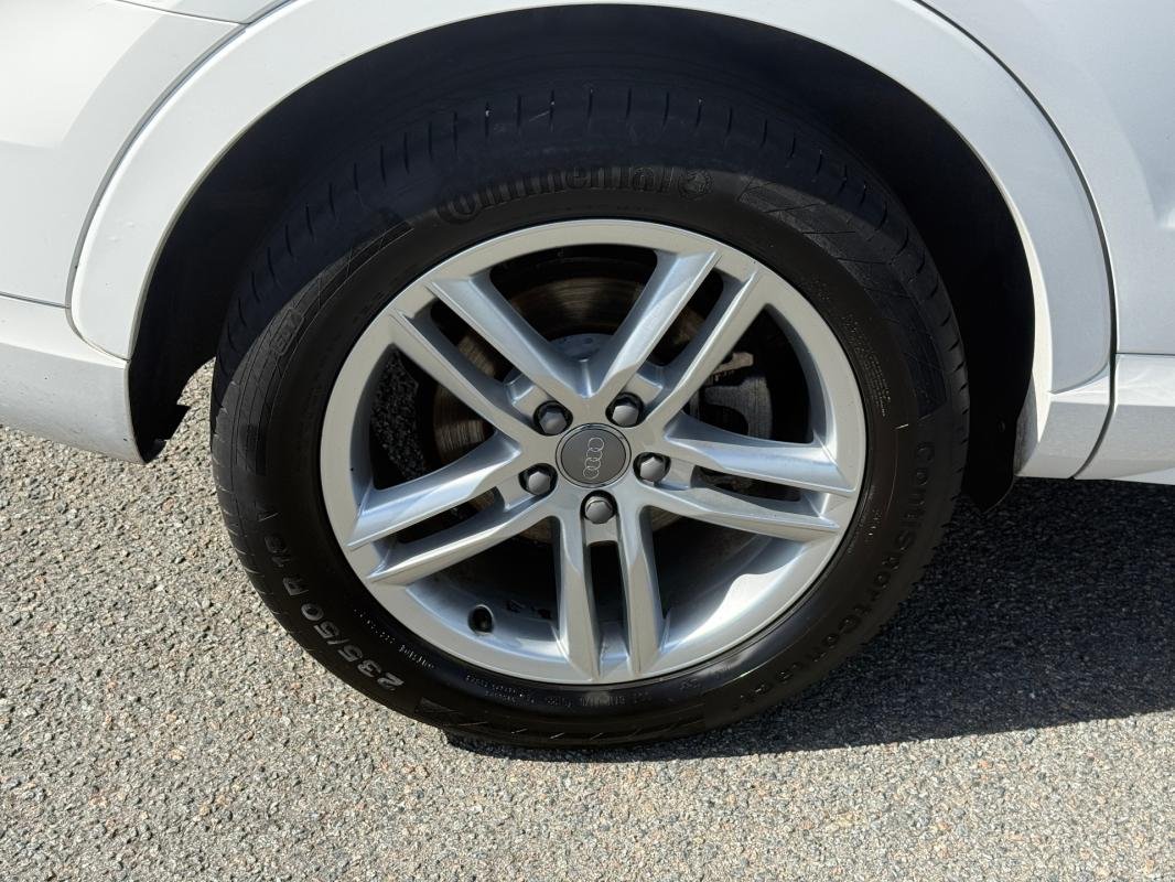 Audi Q3 - Photo 20