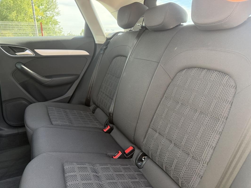 Audi Q3 - Photo 6