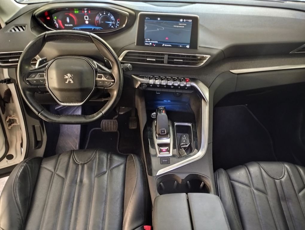Peugeot 3008 - Photo 3