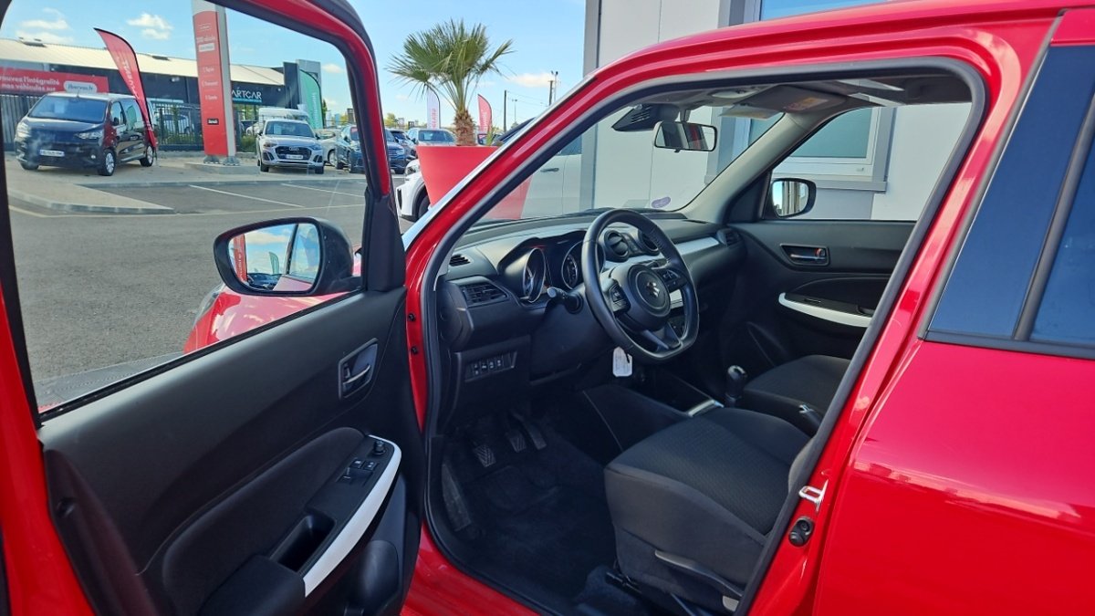 Suzuki Swift - Photo 13