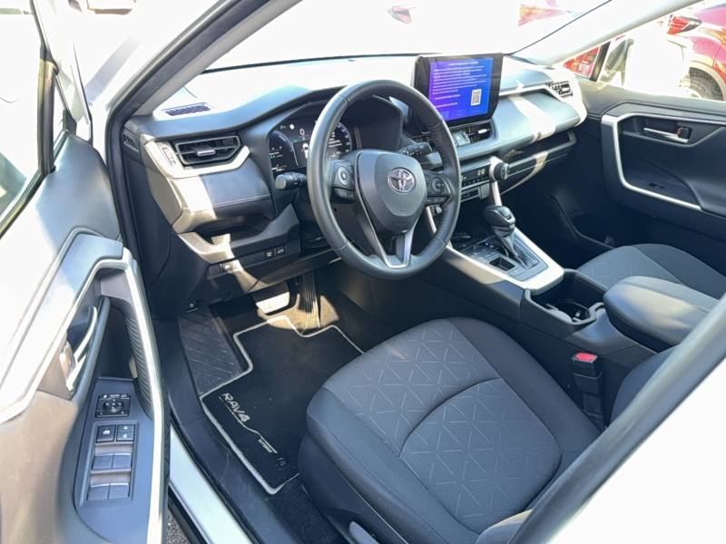 Toyota RAV4 - Photo 10