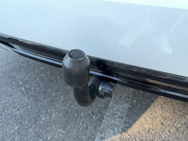 Toyota Corolla - Photo 16