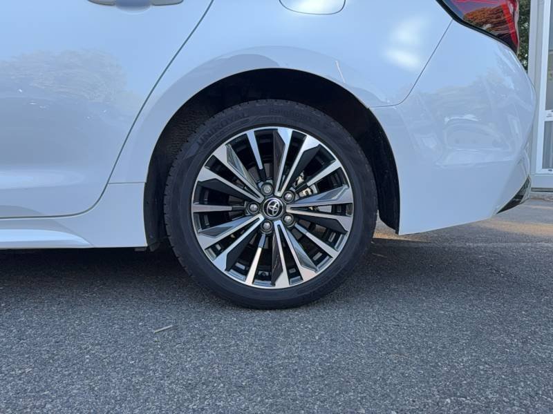 Toyota Corolla - Photo 24