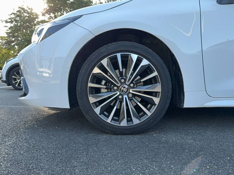 Toyota Corolla - Photo 25