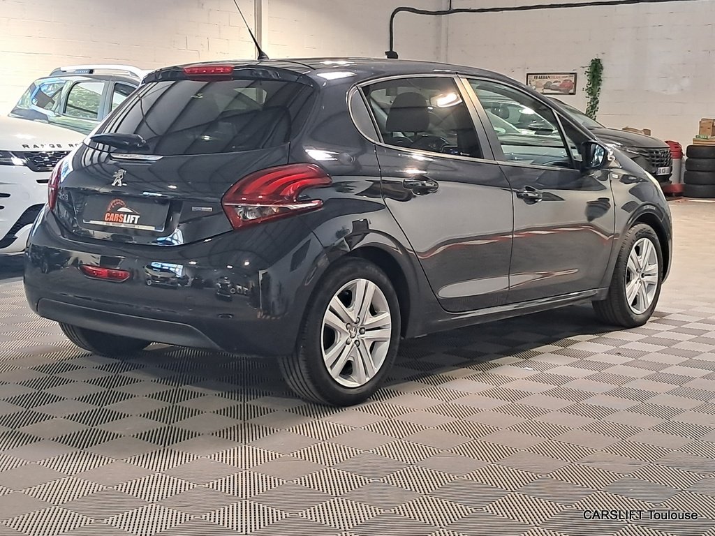 Peugeot 208 - Photo 7