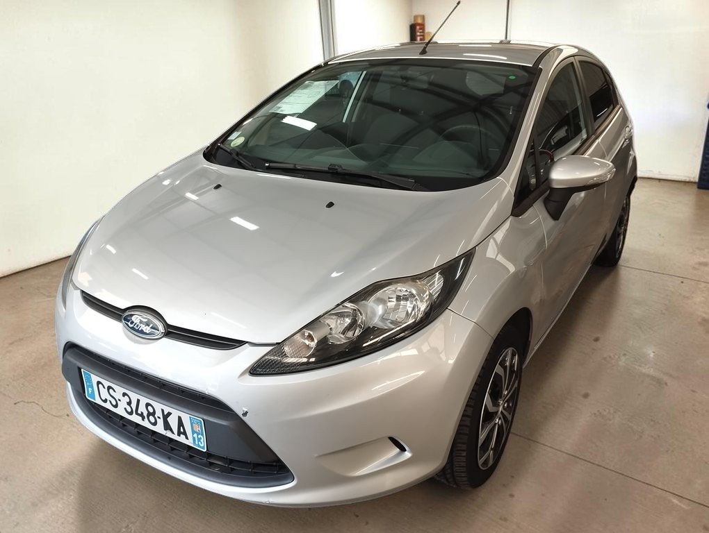 Ford Fiesta - Photo 1