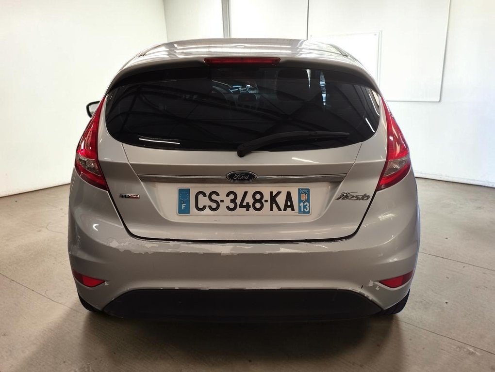 Ford Fiesta - Photo 5