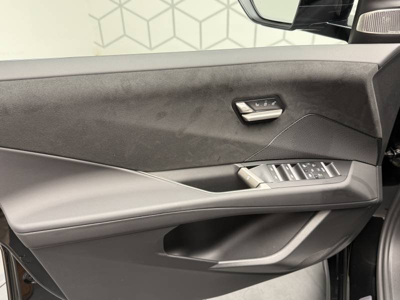 BMW iX3 - Photo 12