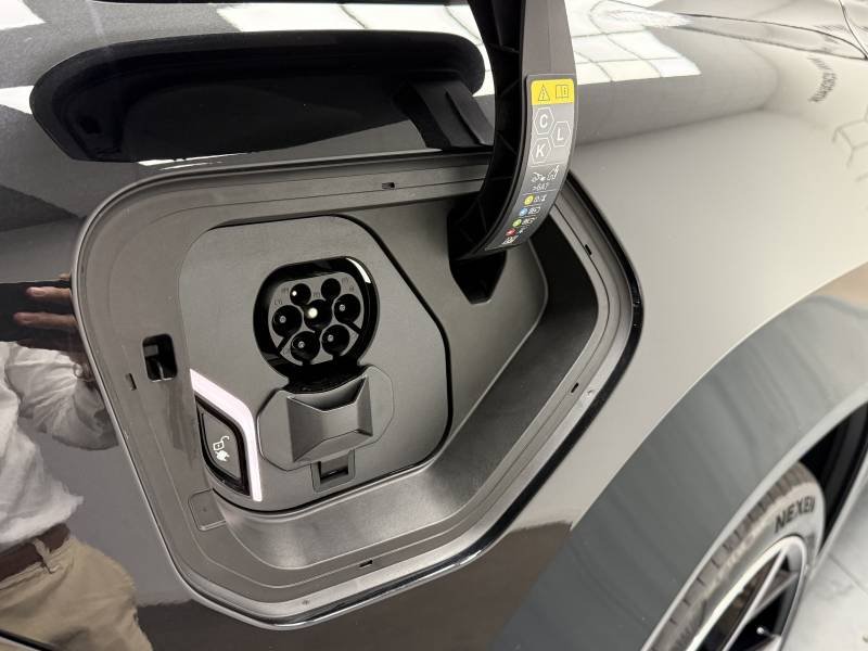 BMW iX3 - Photo 22