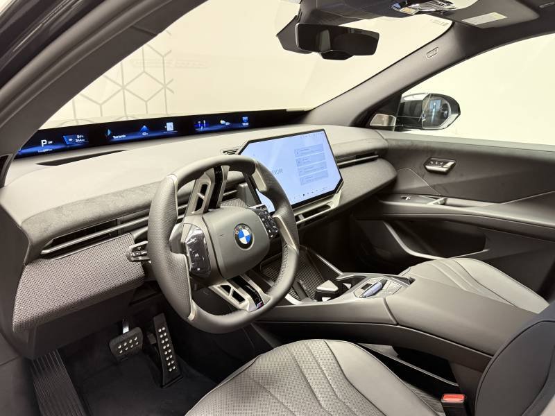 BMW iX3 - Photo 4