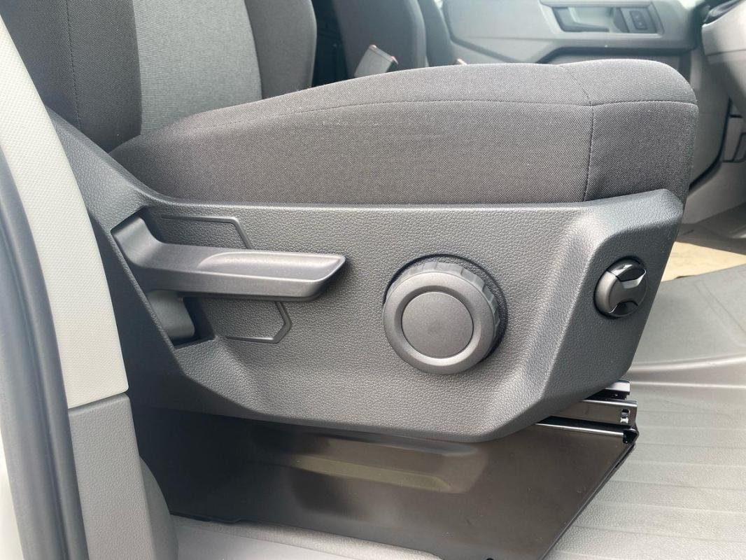 Volkswagen Crafter - Photo 14
