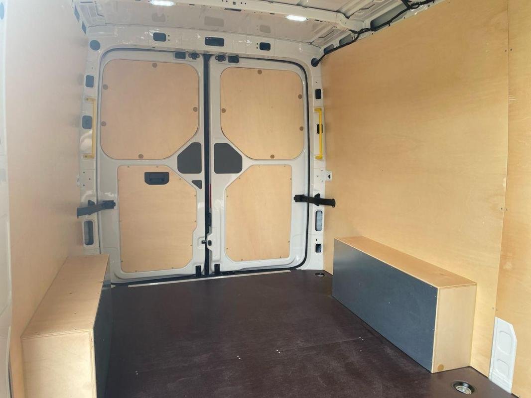Volkswagen Crafter - Photo 22
