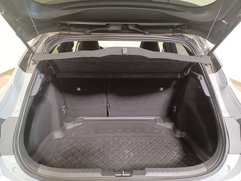 Toyota Corolla - Photo 16