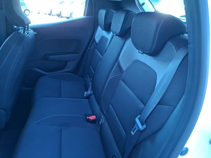 Renault Clio - Photo 21
