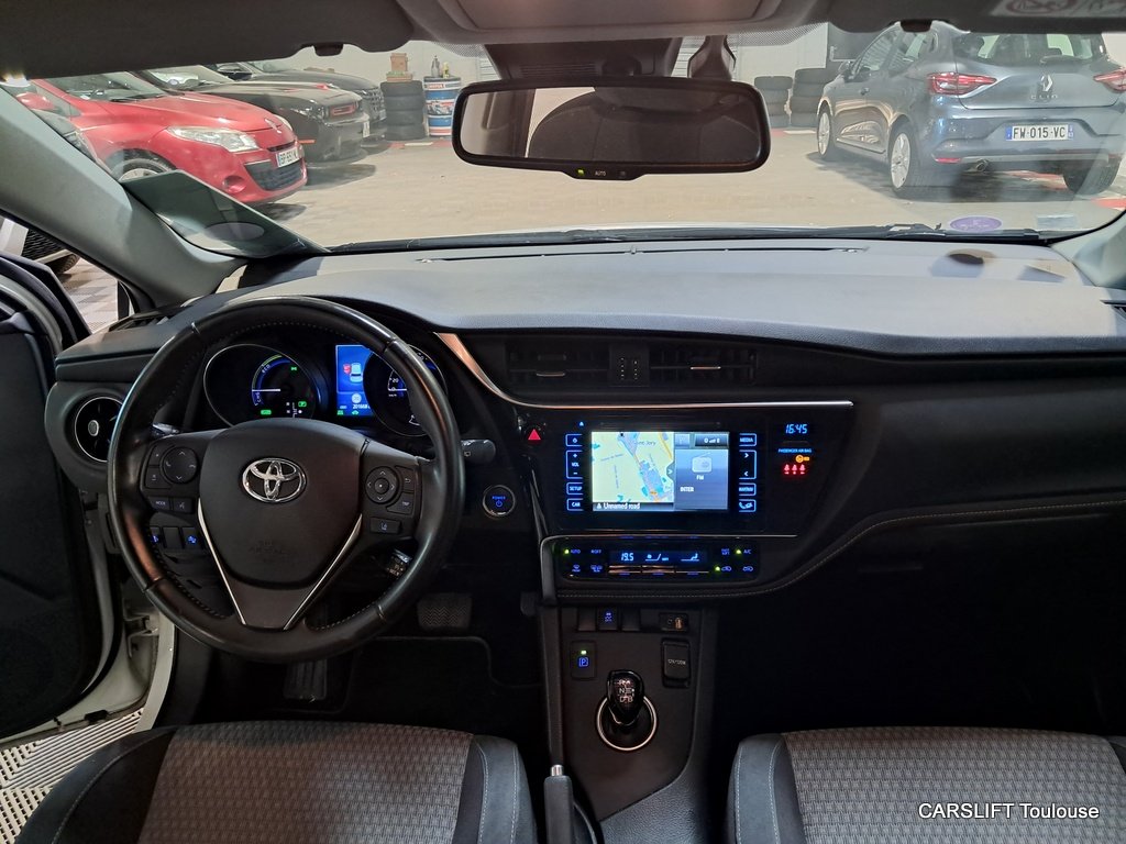 Toyota Auris - Photo 13