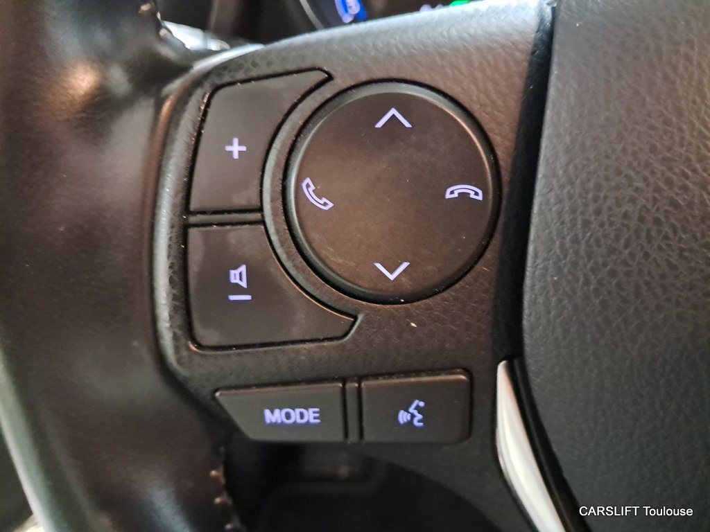 Toyota Auris - Photo 15