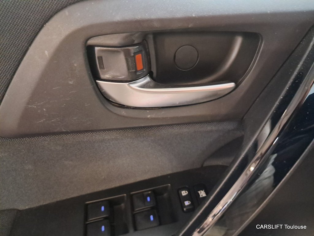 Toyota Auris - Photo 17