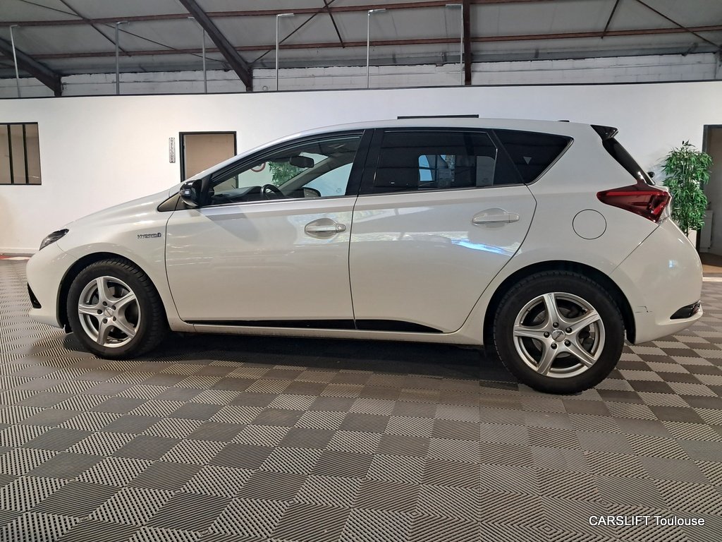 Toyota Auris - Photo 4