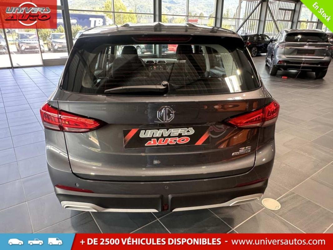MG ZS - Photo 5