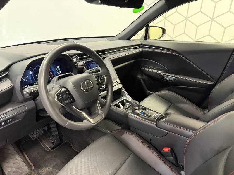 Lexus LBX - Photo 10