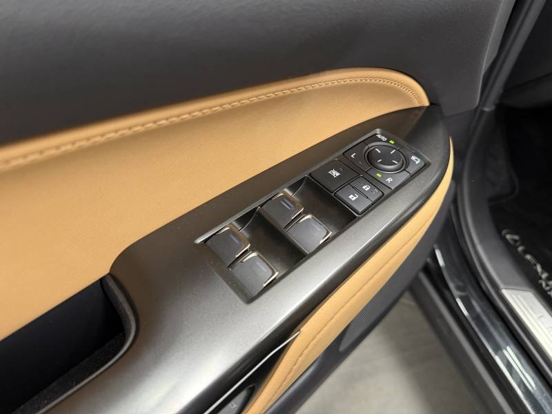 Lexus NX - Photo 27