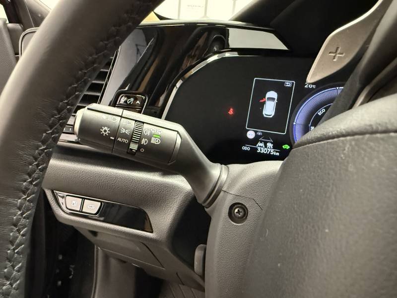 Lexus NX - Photo 32