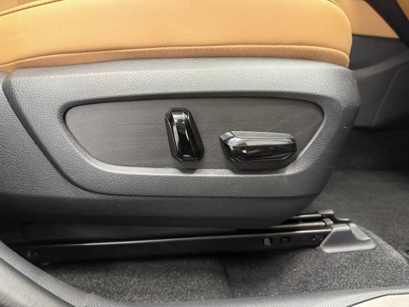 Lexus NX - Photo 39