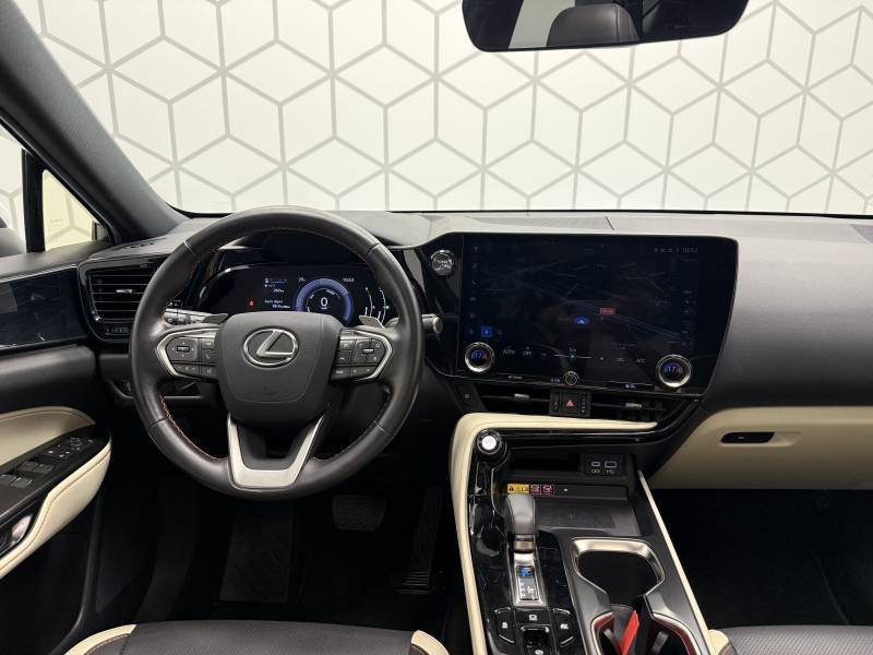 Lexus NX - Photo 11