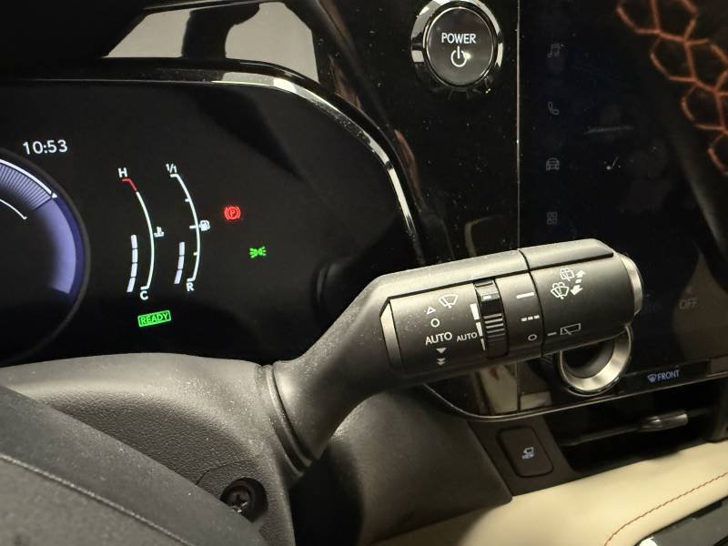 Lexus NX - Photo 34