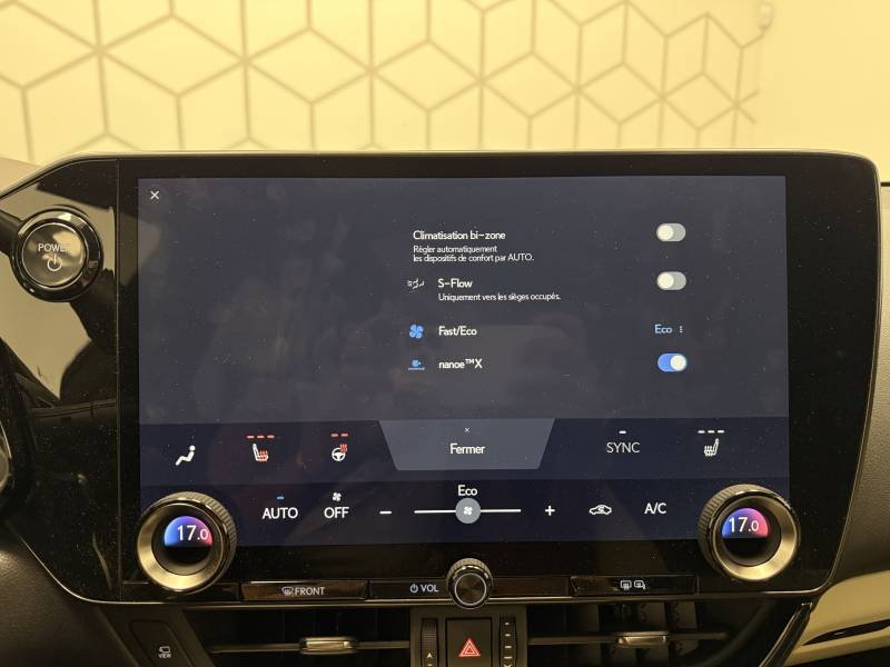 Lexus NX - Photo 38