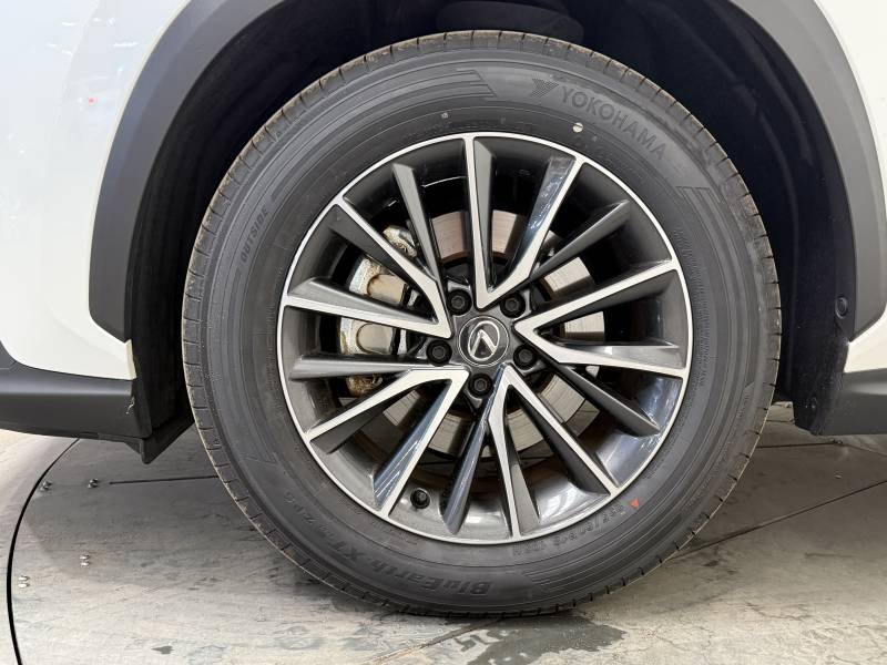 Lexus NX - Photo 9
