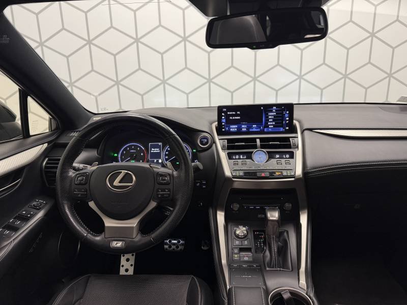 Lexus NX - Photo 11