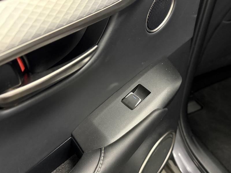Lexus NX - Photo 22