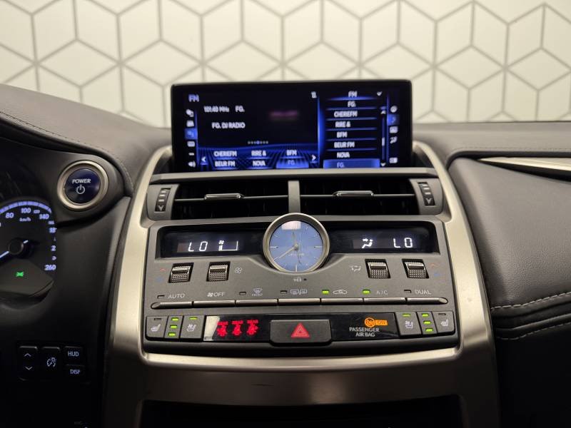 Lexus NX - Photo 29