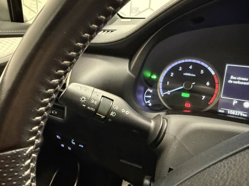 Lexus NX - Photo 36