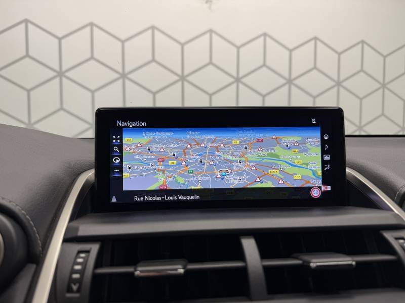 Lexus NX - Photo 41