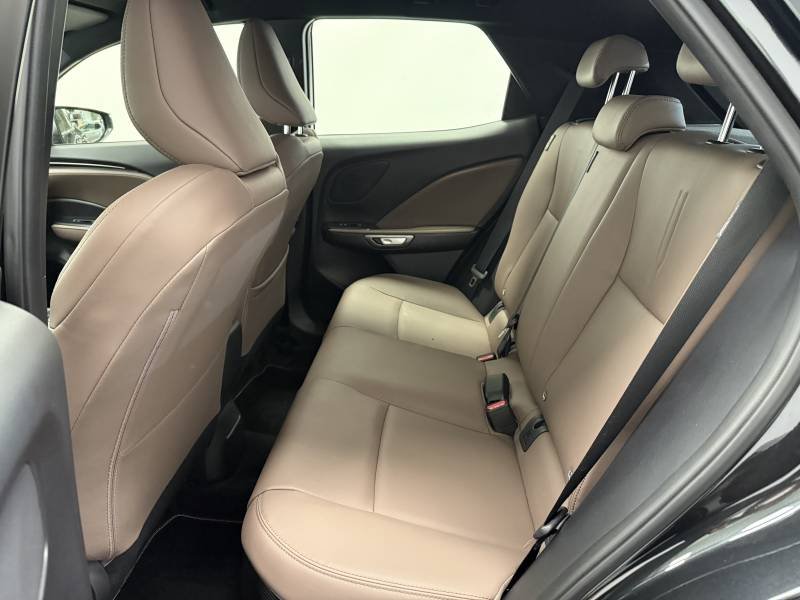 Lexus LBX - Photo 12